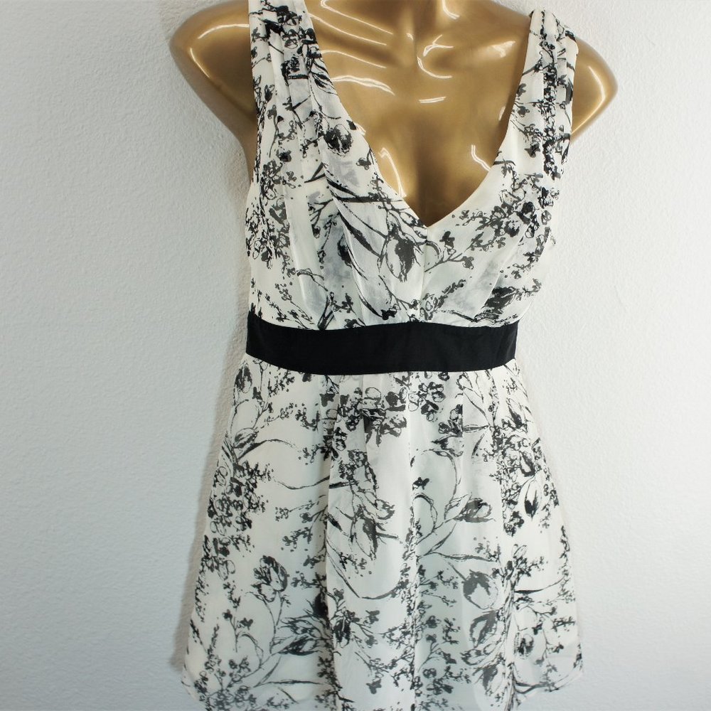 White house black market silk chiffon v-neck empire top size S